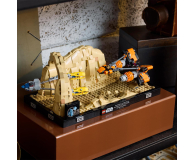 LEGO Star Wars™ 75380 Diorama: Wyścig ścigaczy w Mos Espa - 1279511 - zdjęcie 7